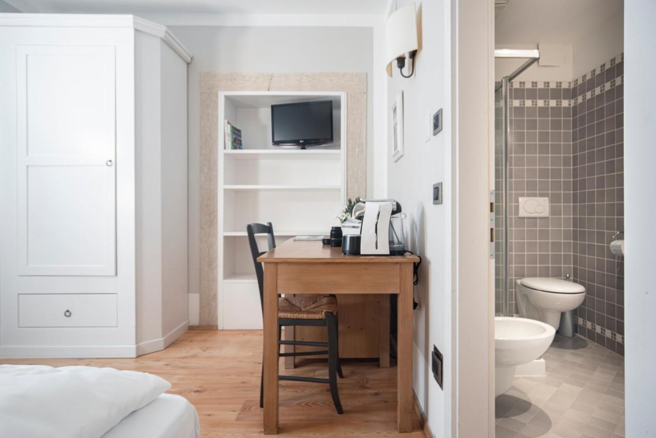 La Canonica Suite Apartments New Location Trento Exterior foto