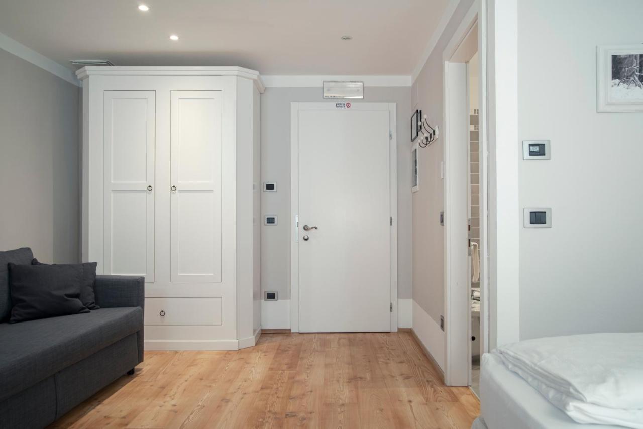 La Canonica Suite Apartments New Location Trento Exterior foto