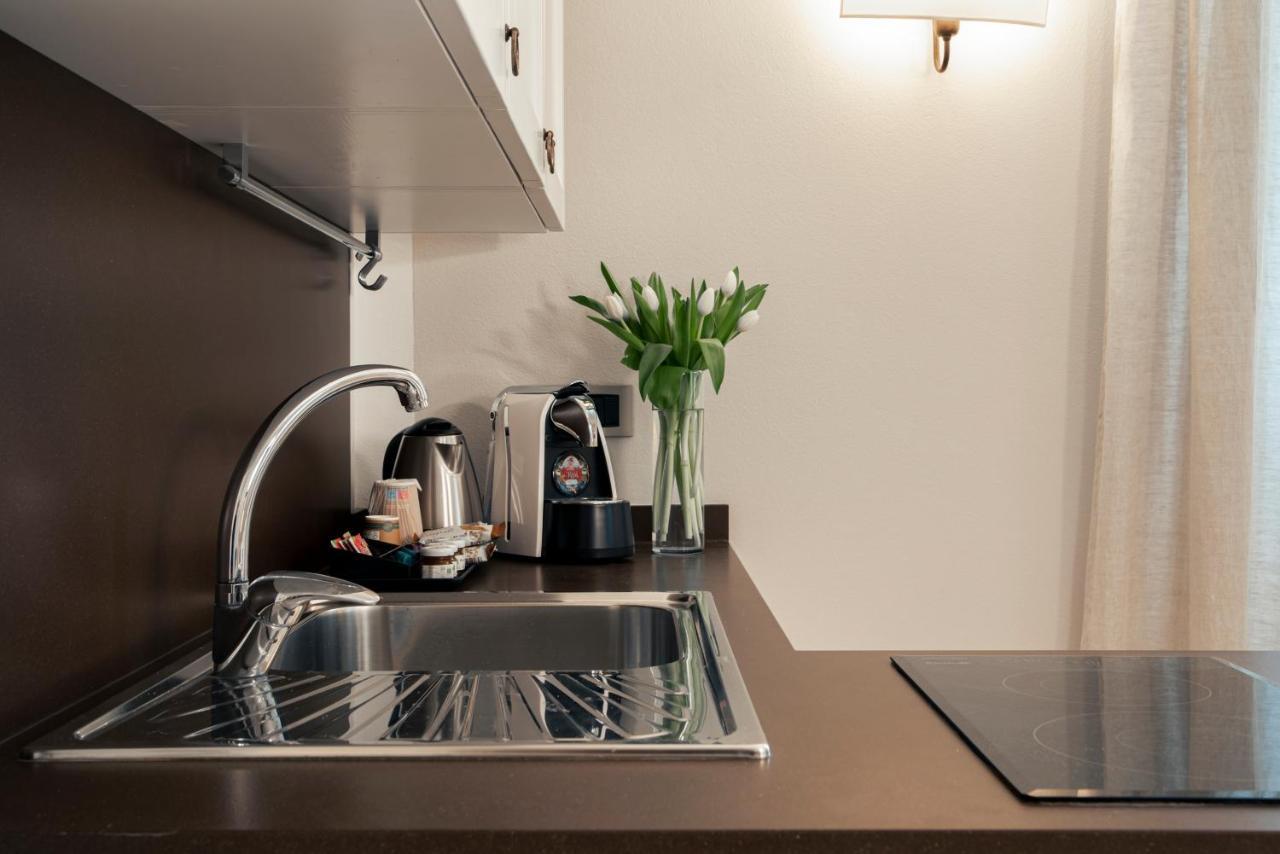 La Canonica Suite Apartments New Location Trento Exterior foto