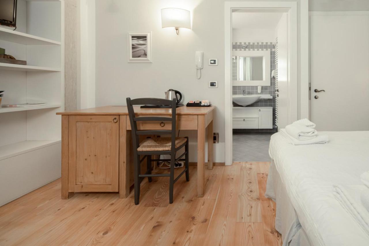 La Canonica Suite Apartments New Location Trento Exterior foto
