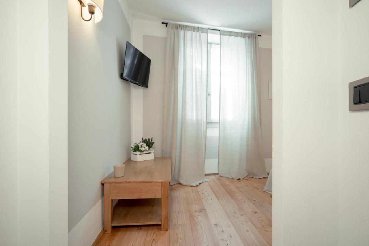 La Canonica Suite Apartments New Location Trento Exterior foto